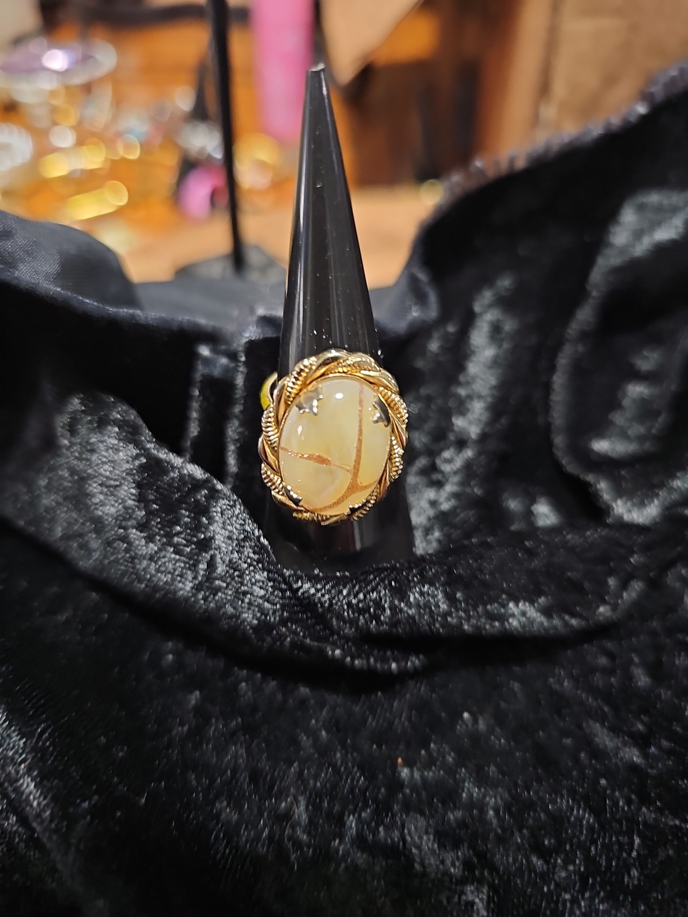 Gold Rope-Frame Yellow Gemstone Statement Ring Vintage..Size 6 To 8 STUNNING
